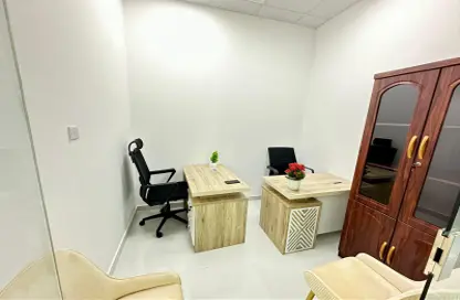 Office Space - Studio - 1 Bathroom for rent in Red Avenue - Al Garhoud - Dubai