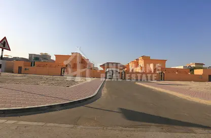 Villa - 7+ Bedrooms - 7+ Bathrooms for sale in Shakhbout City - Abu Dhabi