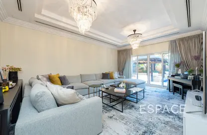 Villa - 6 Bedrooms - 5 Bathrooms for sale in Hattan - Arabian Ranches - Dubai