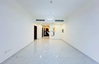 Apartment - 1 Bedroom - 2 Bathrooms for rent in Mankhool Building - Mankhool - Bur Dubai - Dubai