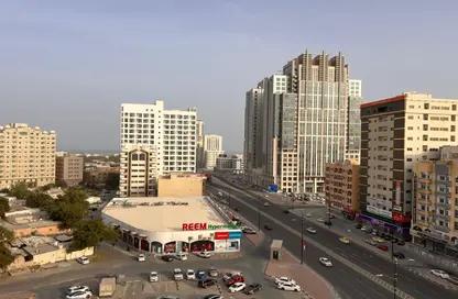 Apartment - 2 Bedrooms - 3 Bathrooms for rent in Sheikh Hamad Bin Abdullah St. - Fujairah