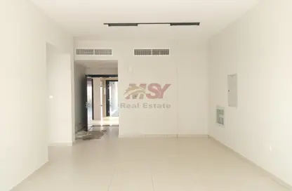 Apartment - 1 Bedroom - 1 Bathroom for rent in Al Jurf Industrial 3 - Al Jurf Industrial - Ajman