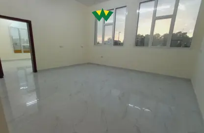 Apartment - 1 Bedroom - 1 Bathroom for rent in Baniyas - Abu Dhabi