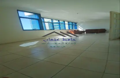 Apartment - 3 Bedrooms - 3 Bathrooms for rent in Al Hosn - Al Khalidiya - Abu Dhabi