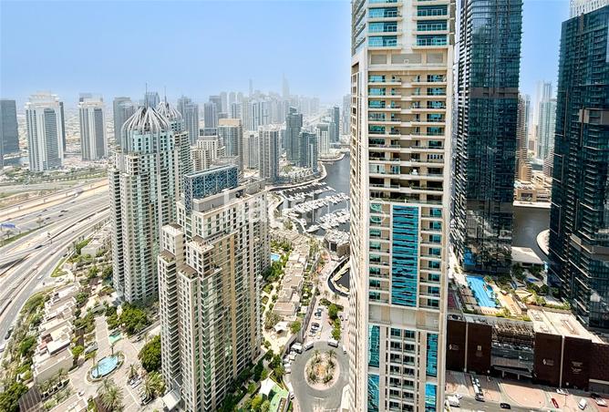 Apartment - 2 Bedrooms - 3 Bathrooms for rent in MAG 218 - Dubai Marina - Dubai