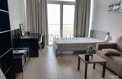 Apartment - 1 Bathroom for rent in Bloom Towers C - Bloom Towers - Jumeirah Village Circle - Dubai