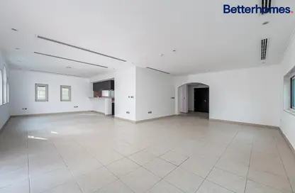 Apartment - 3 Bedrooms - 5 Bathrooms for rent in Legacy - Jumeirah Park - Dubai