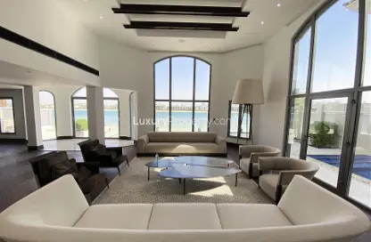 Villa - 4 Bedrooms - 5 Bathrooms for sale in Garden Homes Frond D - Garden Homes - Palm Jumeirah - Dubai