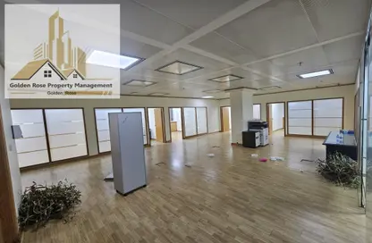 Office Space - Studio - 2 Bathrooms for rent in Hamdan Street - Abu Dhabi