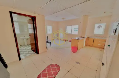 Apartment - 1 Bathroom for rent in Al Mujarrah - Al Sharq - Sharjah