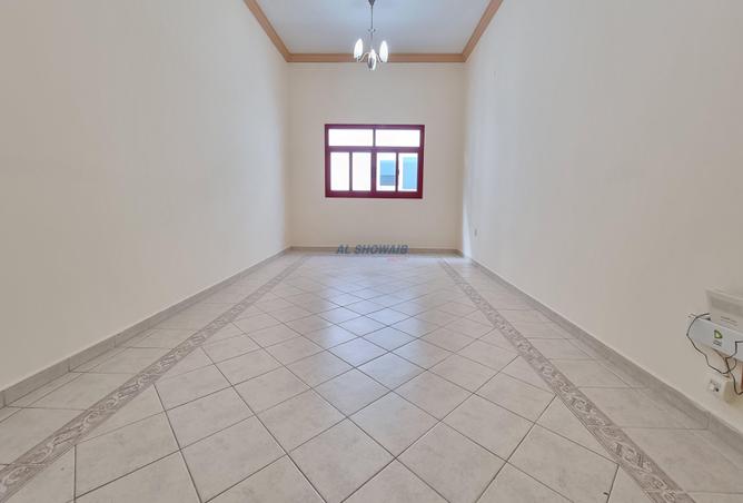 Apartment for Rent in Oud Metha: 850 SQ FT | 1BHK | PARKING | GYM | OPP ...