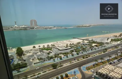 Apartment - 3 Bedrooms - 4 Bathrooms for rent in Nation Towers - Corniche Road - Abu Dhabi