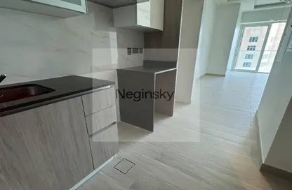 Apartment - 1 Bathroom for rent in Me Do Re Tower - JLT Cluster L - Jumeirah Lake Towers - Dubai