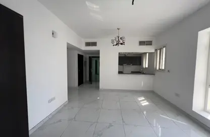 Apartment - 2 Bedrooms - 2 Bathrooms for rent in The Pearl - Al Jaddaf - Dubai