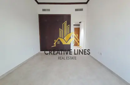 Apartment - 2 Bedrooms - 3 Bathrooms for rent in Al Muraqqabat - Deira - Dubai