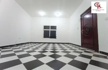 Apartment - 1 Bathroom for rent in Mohamed Bin Zayed Centre - Mohamed Bin Zayed City - Abu Dhabi