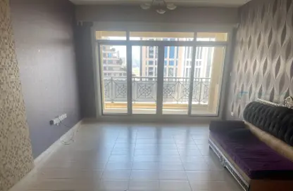 Apartment - 2 Bedrooms - 4 Bathrooms for rent in Al Raffa - Bur Dubai - Dubai