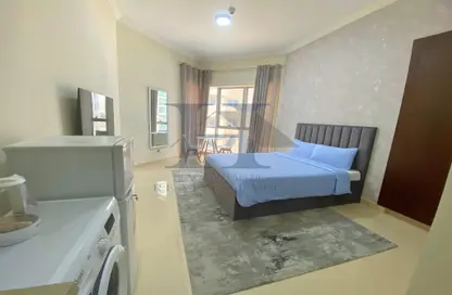 Apartment - 1 Bathroom for rent in Al Awar Building - Port Saeed - Deira - Dubai