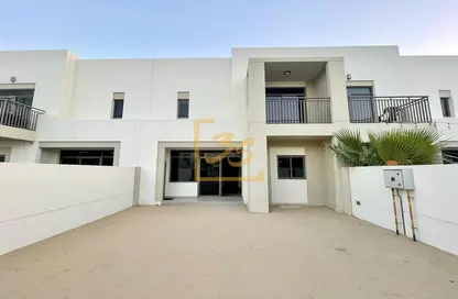 Townhouse - 3 Bedrooms - 4 Bathrooms for rent in Noor Townhouses - Town Square - Dubai