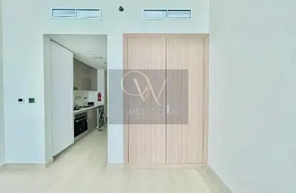 Apartment - 1 Bathroom for rent in Azizi Riviera 44 - Meydan One - Meydan - Dubai