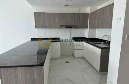 Apartment - 2 Bedrooms - 3 Bathrooms for sale in 5th Avenue - Al Furjan - Dubai