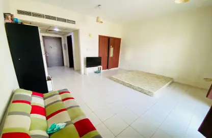 Apartment - 1 Bathroom for rent in K07 - Greece Cluster - International City - Dubai