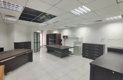 Office Space - Studio - 1 Bathroom for rent in Blue Tower - Sheikh Zayed Road - Dubai