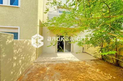 Townhouse - 2 Bedrooms - 2 Bathrooms for rent in Al Reef Villas - Al Reef - Abu Dhabi