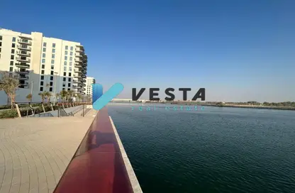 Apartment - 2 Bedrooms - 2 Bathrooms for rent in Waters Edge - Yas Island - Abu Dhabi