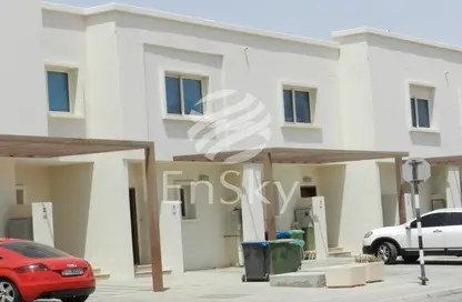 Villa - 4 Bedrooms for sale in Arabian Style - Al Reef Villas - Al Reef - Abu Dhabi