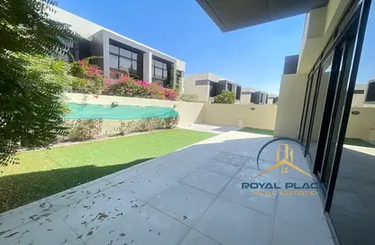 Villa - 3 Bedrooms - 4 Bathrooms for rent in Flora - DAMAC Hills - Dubai