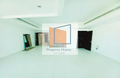 Apartment - 3 Bedrooms - 4 Bathrooms for rent in Bel Ghailam Tower - Corniche Road - Abu Dhabi