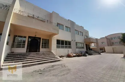 Villa - 4 Bedrooms - 5 Bathrooms for rent in Mohamed Bin Zayed City - Abu Dhabi