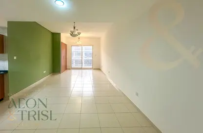 Apartment - 1 Bathroom for rent in Mulberry 1 - Emirates Gardens 2 - Jumeirah Village Circle - Dubai