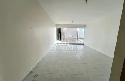 Apartment - 4 Bedrooms - 5 Bathrooms for rent in Airport Road - Abu Dhabi