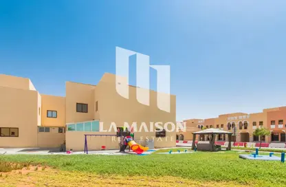 Villa - 2 Bedrooms - 3 Bathrooms for sale in Zone 7 - Hydra Village - Abu Dhabi