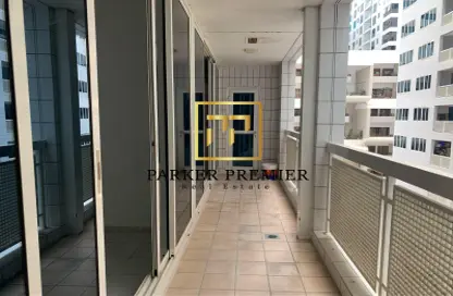 Apartment - 3 Bedrooms - 4 Bathrooms for rent in Corniche Tower - Corniche Road - Abu Dhabi