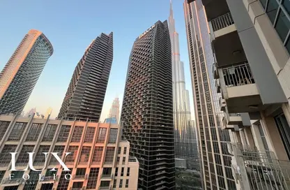 Apartment - 2 Bedrooms - 2 Bathrooms for sale in Standpoint Tower 1 - Standpoint Towers - Downtown Dubai - Dubai