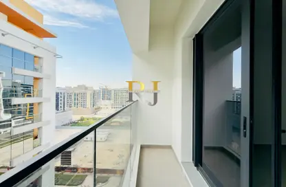 Apartment - 1 Bedroom - 2 Bathrooms for rent in Jumeirah Garden City - Al Satwa - Dubai