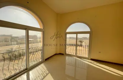 Villa - 6 Bedrooms - 7 Bathrooms for rent in Al Suyoh - Sharjah