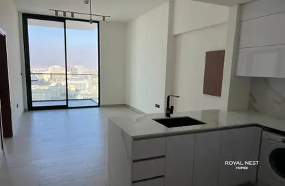 Apartment - 1 Bedroom - 2 Bathrooms for rent in Binghatti House - Jumeirah Village Circle - Dubai