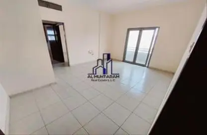 Apartment - 1 Bedroom - 1 Bathroom for rent in Muwailih Building - Muwaileh - Sharjah