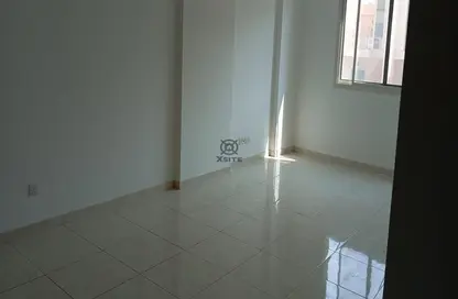 Apartment - 1 Bedroom - 2 Bathrooms for rent in Golden Homes Building - Jumeirah Village Circle - Dubai