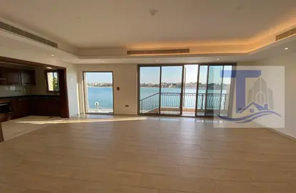 Townhouse - 4 Bedrooms - 6 Bathrooms for rent in Al Raha Beach - Abu Dhabi