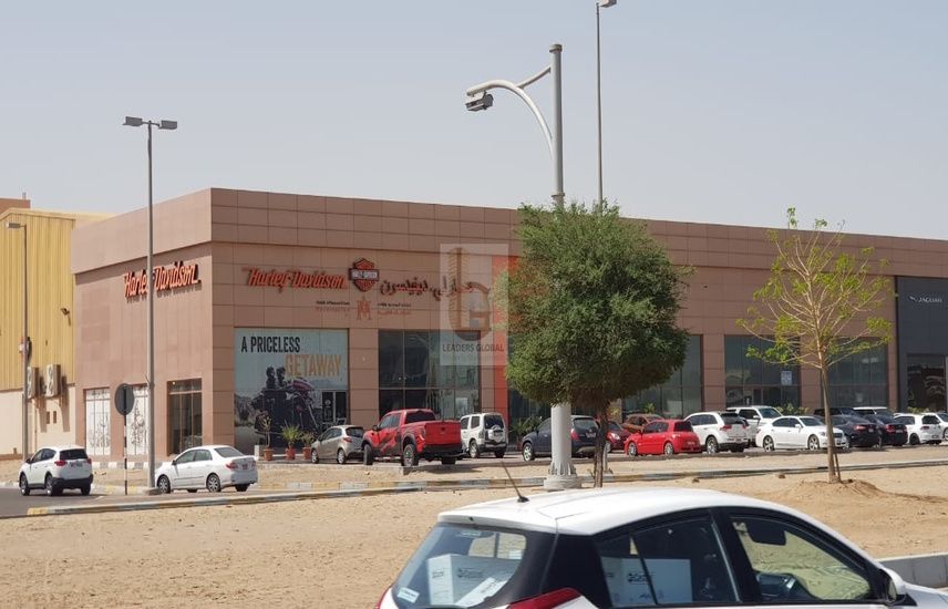 Huge and Affordable Showroom in Mussafah. - ref masaood-2539683