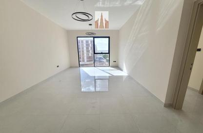 Apartment - 1 Bedroom - 2 Bathrooms for rent in Muwaileh 3 Building - Muwaileh - Sharjah