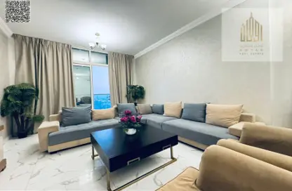 Apartment - 2 Bedrooms - 2 Bathrooms for sale in Oasis Tower - Al Rashidiya 1 - Al Rashidiya - Ajman