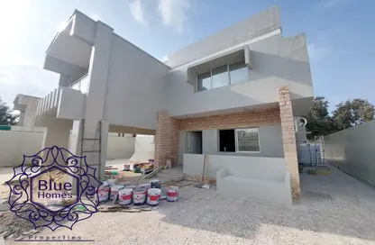 Villa - 4 Bedrooms - 4 Bathrooms for rent in Al Sabkha - Al Riqqa - Sharjah