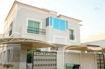 Villa - 6 Bedrooms - 7 Bathrooms for sale in Umm Suqeim 2 Villas - Umm Suqeim 2 - Umm Suqeim - Dubai