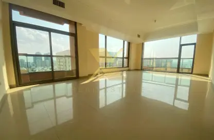 Apartment - 3 Bedrooms - 3 Bathrooms for rent in Al Falah Street - City Downtown - Abu Dhabi